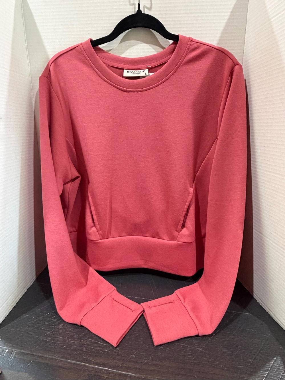 BearPaw Cropped Sweatshirt in Rose Pink